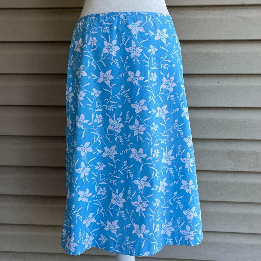 •GAP Factory Store• Stretch Floral A-line Skirt - Size 8